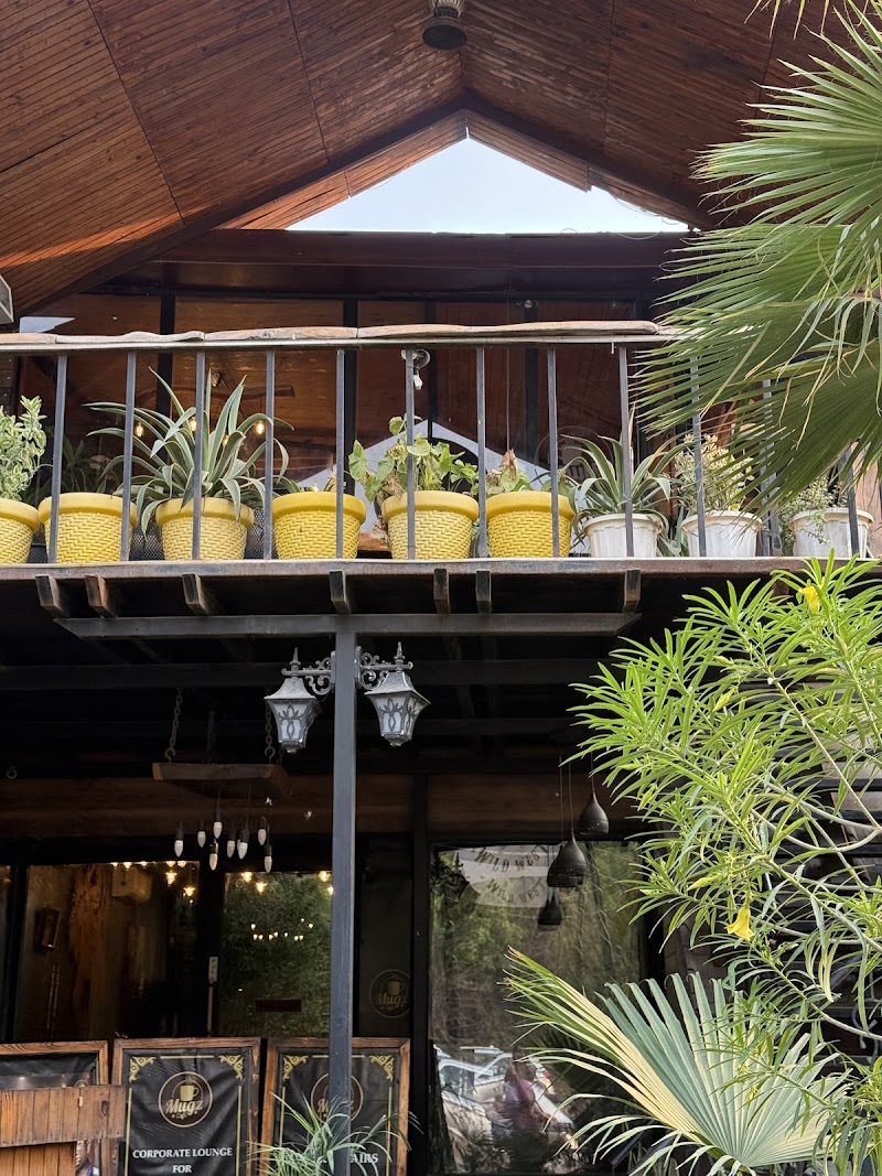 Mugz Cafe & Bar - Mugz Cafe & Bar Faridabad - Gurgaon Rd, opposite Valley View Estate, Gwal Pahari, Gurugram, Bandhwari, Haryana 122003, India