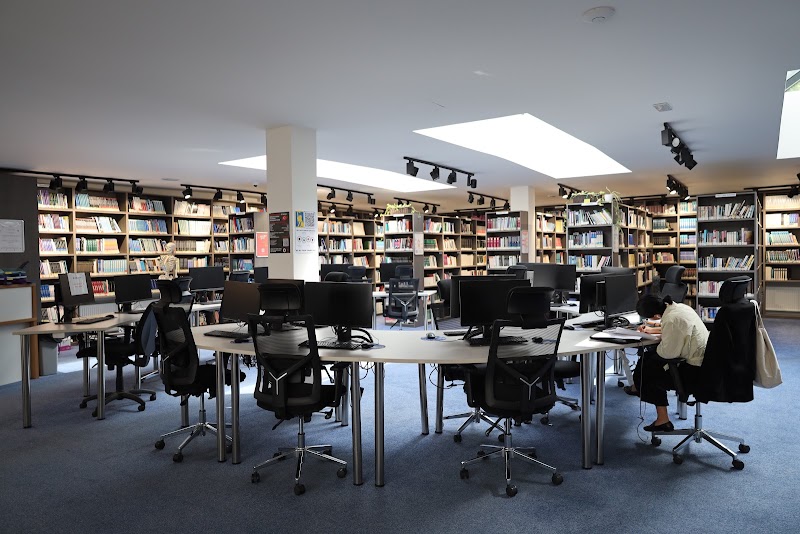 University of New York in Prague (UNYP) - Main Campus - University of New York in Prague (UNYP) - Main Campus, Londýnská 41, Vinohrady, 120 00 Praha-Praha 2, Czechia