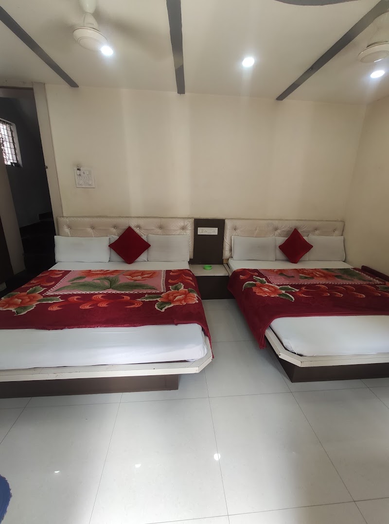 Hotel Hari Om palace - Hotel Hari Om palace Mahakal Ghati, 23/1, Choubis Khamba Marg, Jaisinghpura, Ujjain, Madhya Pradesh 456006, India