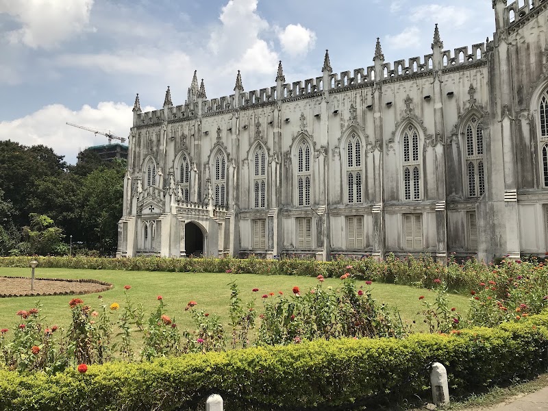 St. Paul's Cathedral - St. Paul's Cathedral Rabindra Sadan, 1A, Cathedral Rd, Maidan, New Market Area, Kolkata, West Bengal 700071, India