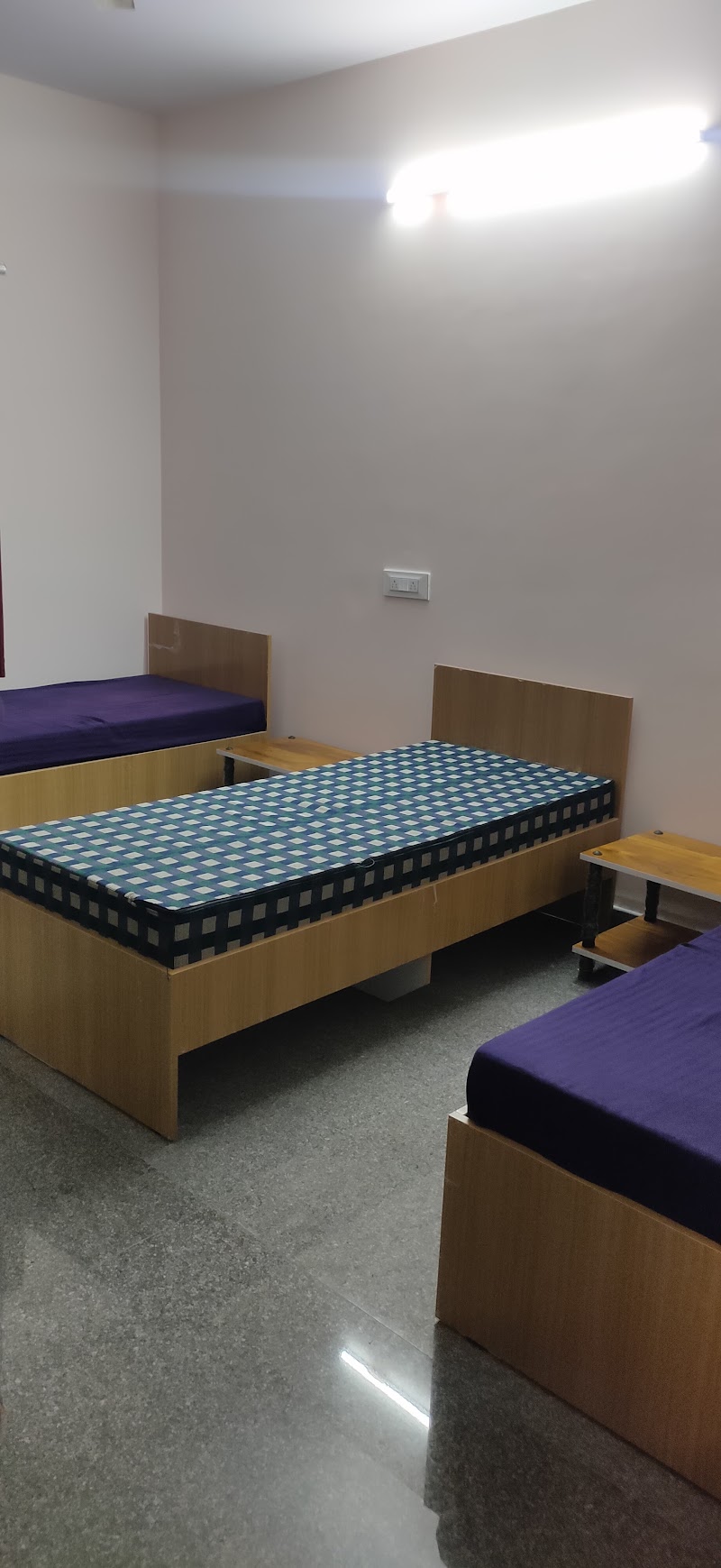 VR Hostels For Ladies -1 - VR Hostels For Ladies -1 15,7th Cross,Venkateshwara Layout, SG Palya Main Rd, near Srinivasa theater & Christ University, Backgate, S.G. Palya, Bengaluru, Karnataka 560029, India