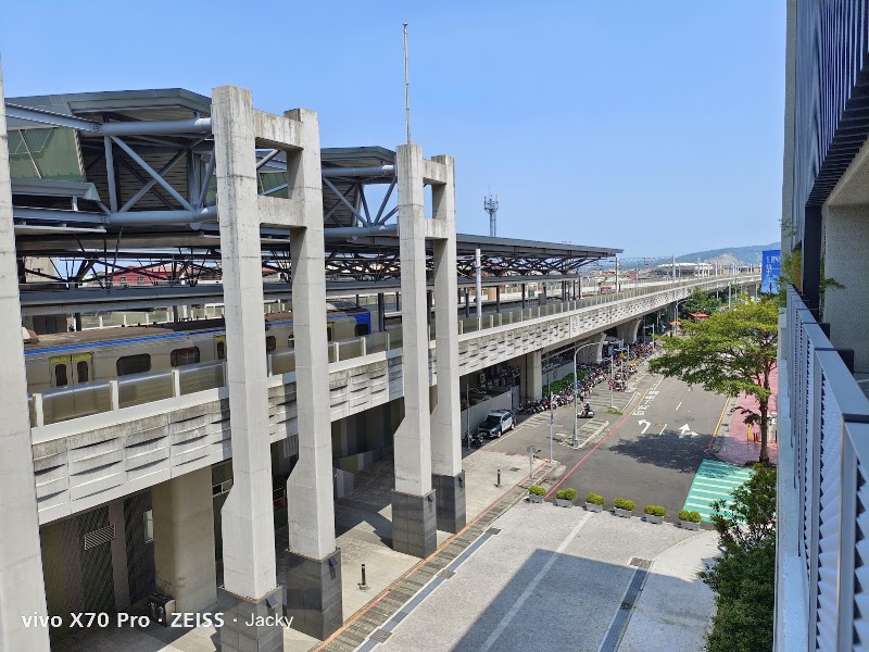 Fengyuan Transfer Station - Fengyuan Transfer Station, No. 139號, Section 1, Fengshi Rd, Wengming Village, Fengyuan District, Taichung City, Taiwan 420