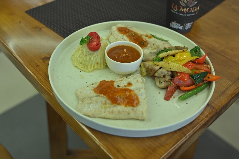 La Moda Cafe & Restaurant - La Moda Cafe & Restaurant SCO - 44, 2nd Floor, D- Block Ranjit Avenue, 97, Gumtala Sub Urban, D - Block, Acre Scheme, Amritsar, Punjab 143001, India