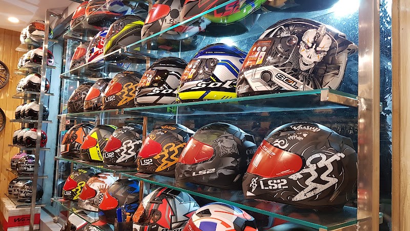 Riding Gears Helmets - Riding Gears Helmets Door No. 30, Sarjapur Main Rd, next to Royal Enfield Showroom, Ibbaluru, Bellandur, Bengaluru, Karnataka 560102, India