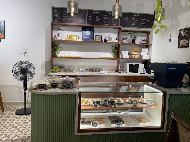 Cafe Ederra - Cafe Ederra 152 C-5, Fontainhas (quarter), ऑटिन्हो, Panaji, Goa 403001, India