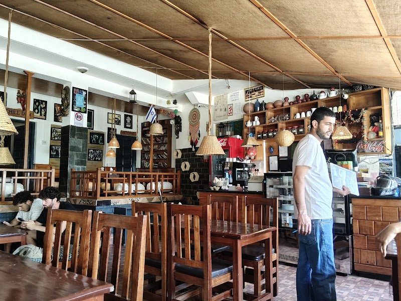 Moonlight Cafe - Moonlight Cafe Old, main street, Dharamkot, Dharamshala, Himachal Pradesh 176216, India