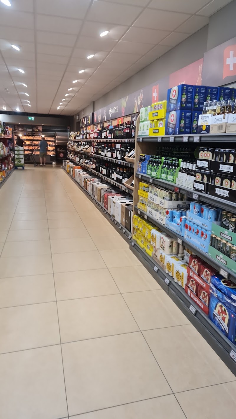 ALDI SUISSE - ALDI SUISSE, Seetalstrasse 11, 6020 Emmen, Switzerland