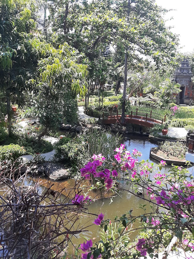 Jalan Umalas - Jalan Umalas, Jl. Umalas, Kerobokan Kelod, Kec. Kuta Utara, Kabupaten Badung, Bali 80361, Indonesia