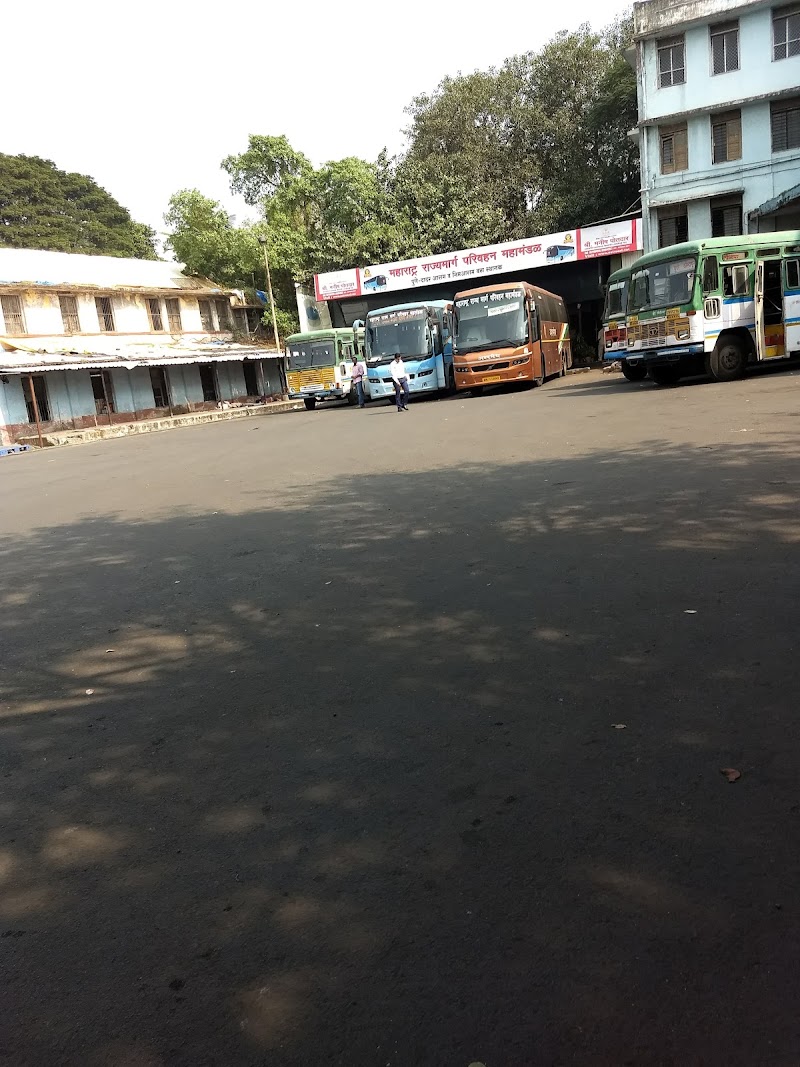 Maharashtra State Road Transport Bus Depot - Maharashtra State Road Transport Bus Depot Pune Railway Sta Rd, Agarkar Nagar, Pune, Maharashtra 411001, India
