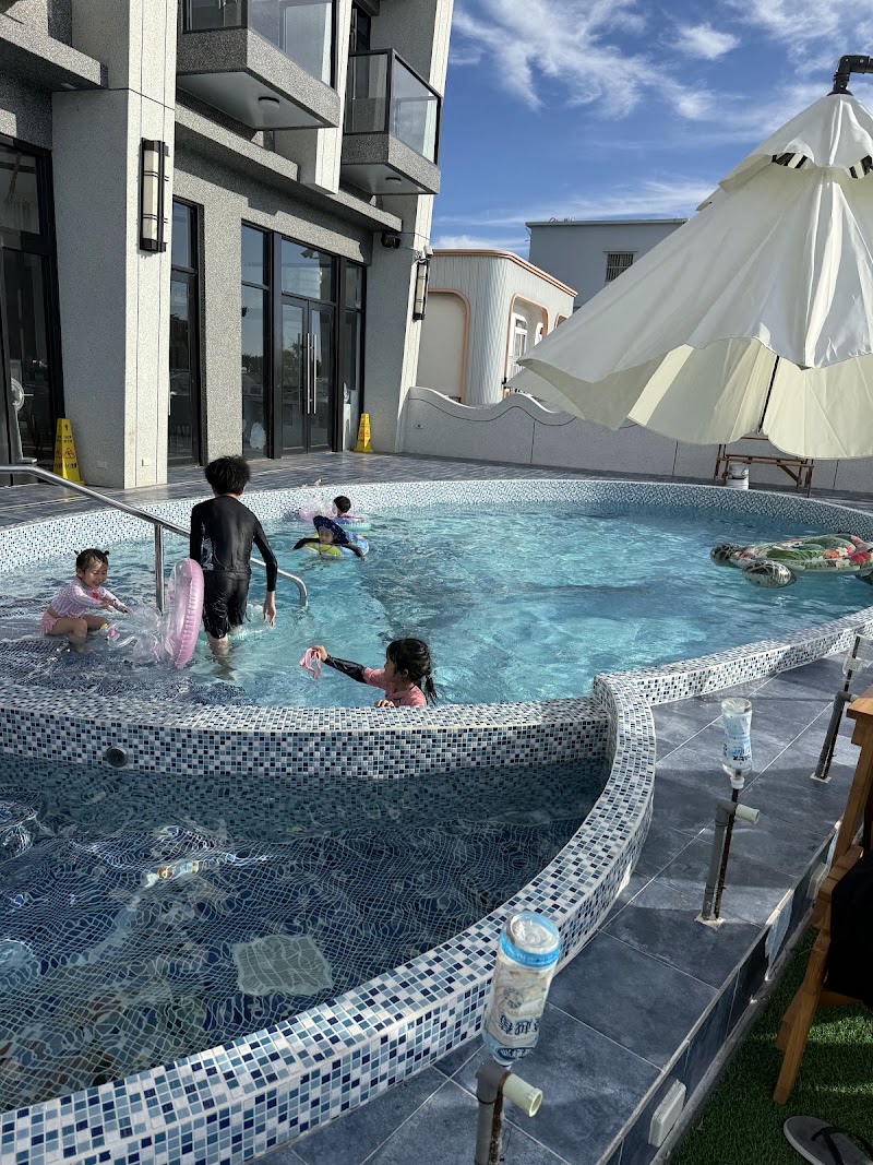 琉璃海景渡假飯店（L.L Hotel)
