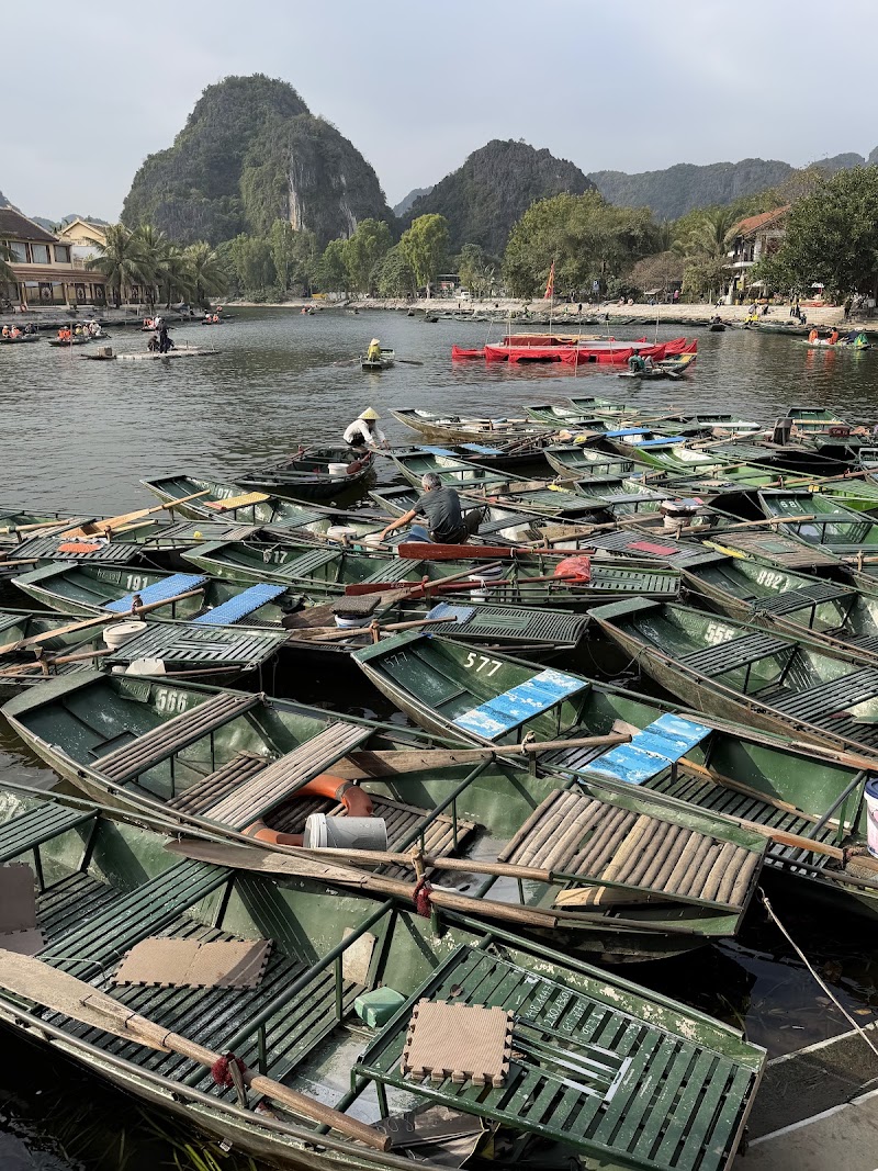 Tam coc boating Ticket counter - Tam coc boating Ticket counter, 6W9R+75F, Tam Coc Rd, Đam Khê Trong, Nam Hoa Lư, Ninh Bình, Vietnam