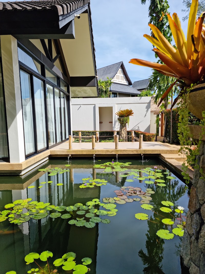 Oasis Spa (Tropical Retreat Spa, Laguna) - Oasis Spa (Tropical Retreat Spa, Laguna), 29 Moo 4 Srisoonthorn Road Bang Tao Beach, Tambon Choeng Thale, Amphoe Thalang, Chang Wat Phuket 83110, Thailand