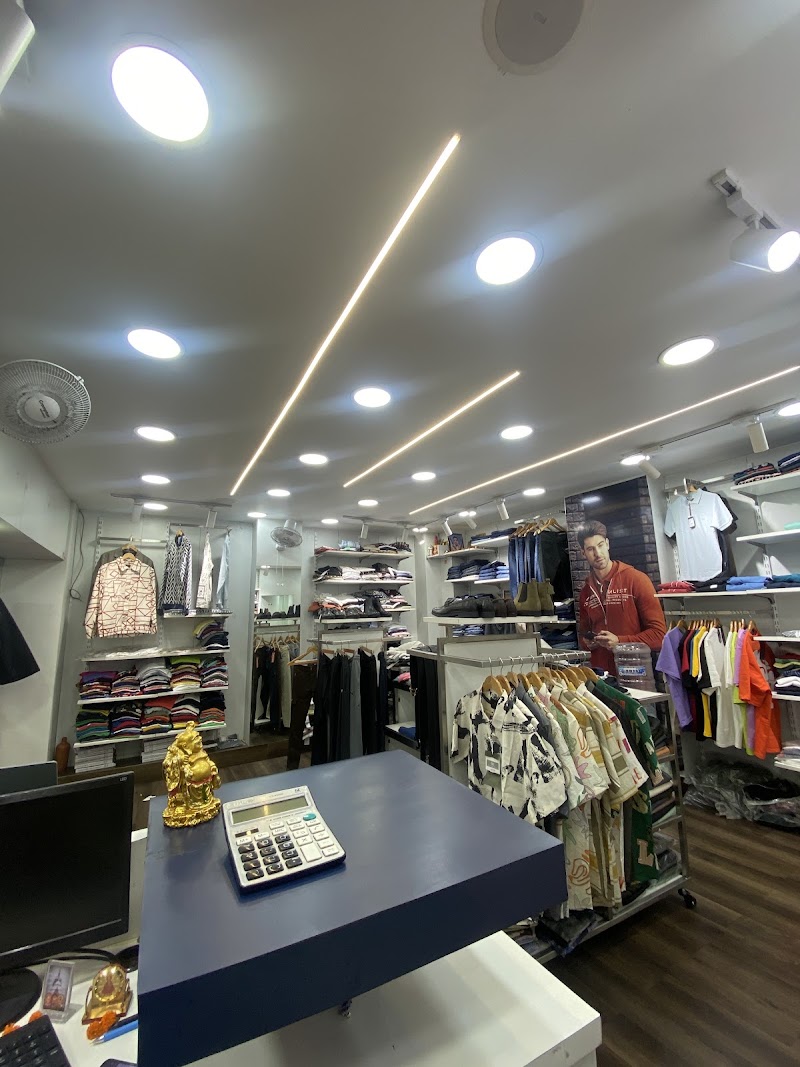 Desi videshi - Desi videshi, opposite varun plaza, Budharaja, Sambalpur, Odisha 768004, India