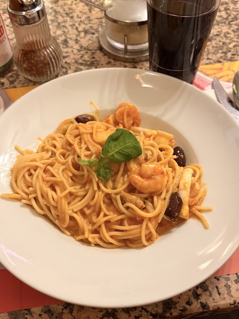 Pizza & Pasta - Spaghetti & Co - Pizza & Pasta - Spaghetti & Co Getreidegasse 14, 5020 Salzburg, Austria