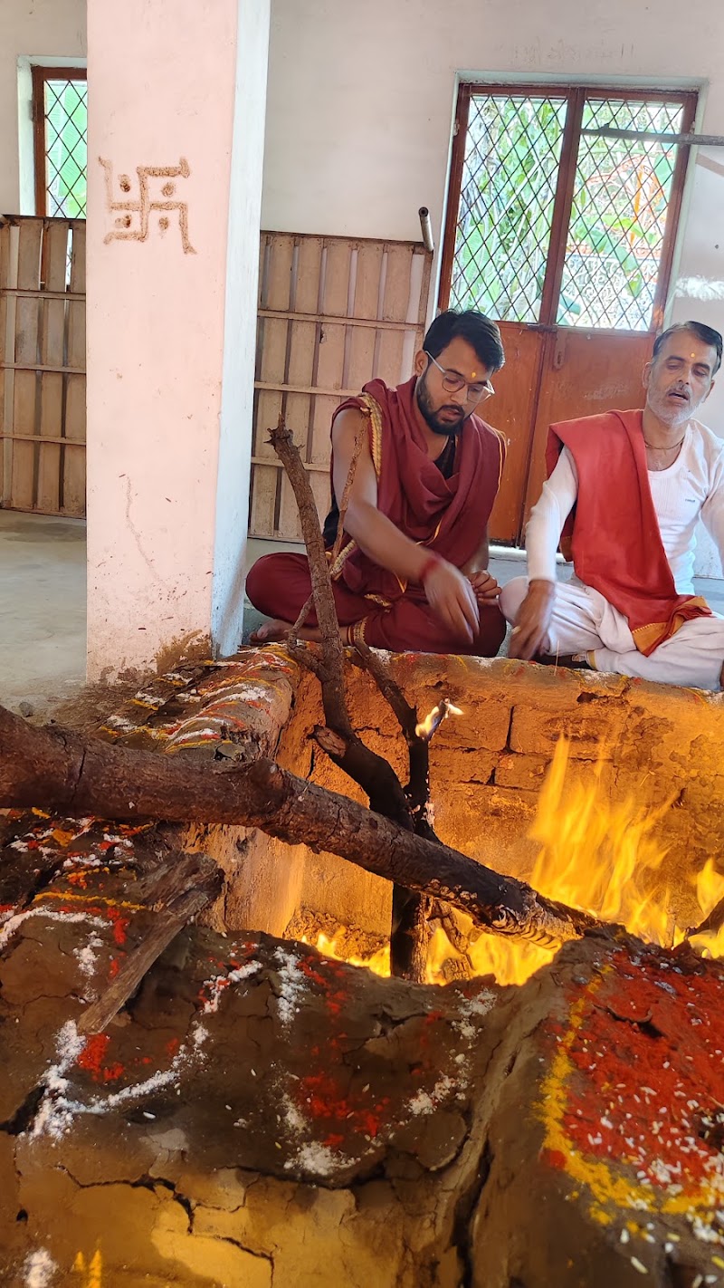 Sant kuti - Sant kuti MQXF+82, Gaurella, Chhattisgarh 495117, India