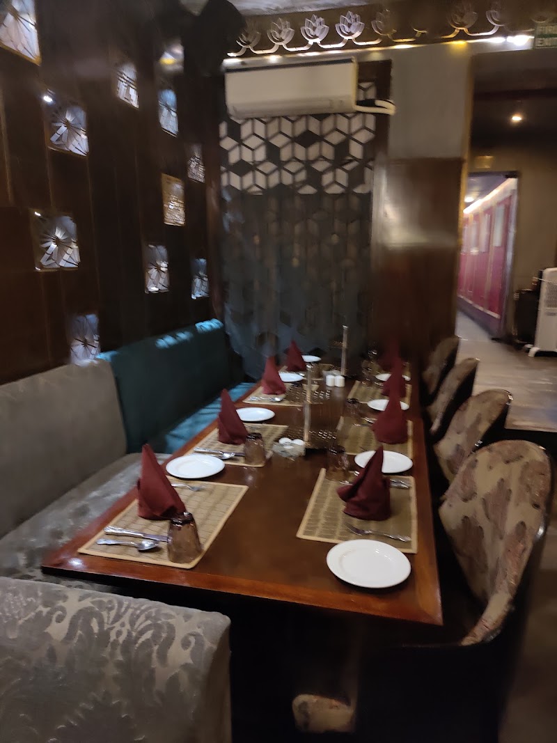 The Imperial Spice - The Imperial Spice 89/90, Connaught Cir, Shankar Market, Block M, Connaught Place, New Delhi, Delhi 110001, India