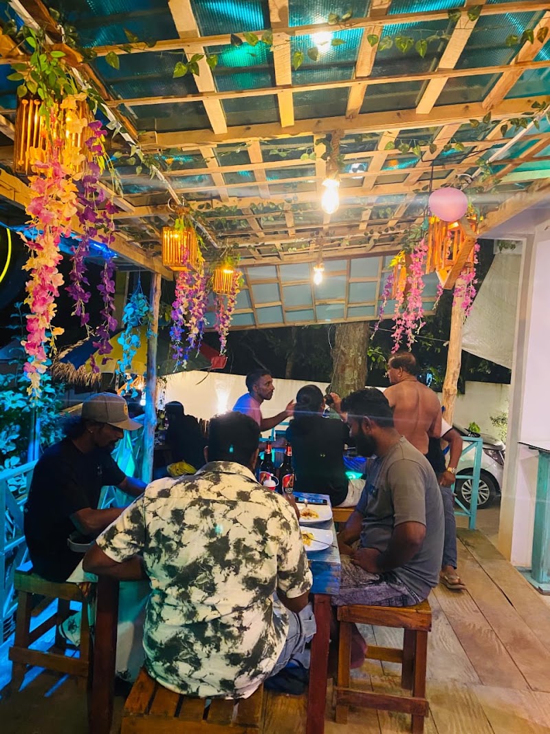 Blue Sky cafe & Restaurant - Blue Sky cafe & Restaurant Nilwella road, Hiriketiya Rd, Sri Lanka