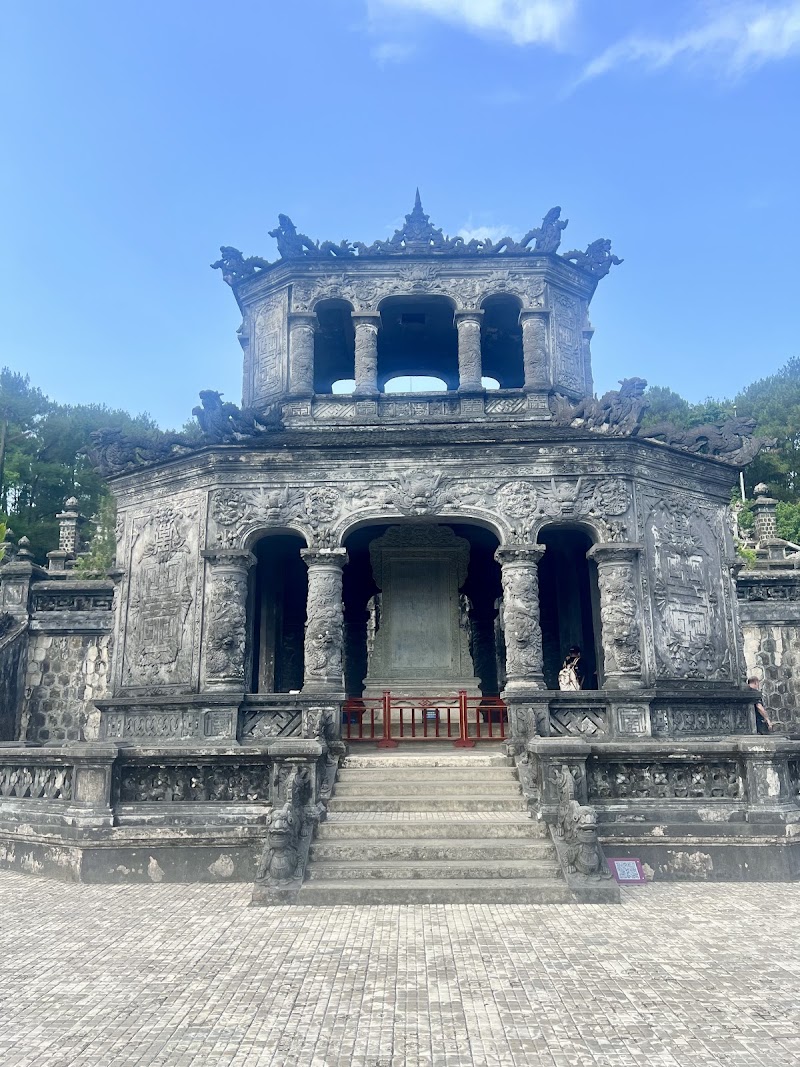 Da Nang - Hoi An - Hue Luxury Private Car Rental - Da Nang - Hoi An - Hue Luxury Private Car Rental, 108 Trưng Nữ Vương, Hải Châu, Đà Nẵng 55000, Vietnam