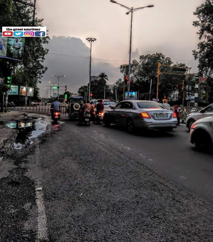 Mall Road - Mall Road, Mall Rd, Ranjit Avenue, Amritsar, Punjab 143001, India