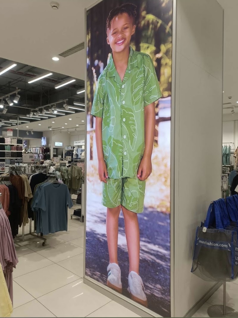 Max - Max Plot No 6, LGF, Vegas Mall, Pocket 1, Sector 14 Dwarka, Dwarka, New Delhi, Delhi, 110078, India