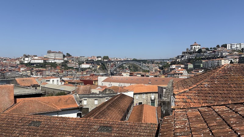Fonseca Port Wine Cellars - Fonseca Port Wine Cellars Rua do Choupelo 54, 4400-187 Vila Nova de Gaia, Portugal