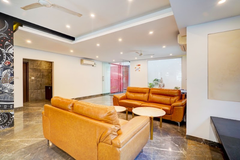 Super Townhouse by OYO Hebbal Bhadrappa Layout - Super Townhouse by OYO Hebbal Bhadrappa Layout, 1,2, Hotel, Kodigehalli Main Rd, Bhadrappa Layout, Yelahanka Zone, Bengaluru, Karnataka 560094, India