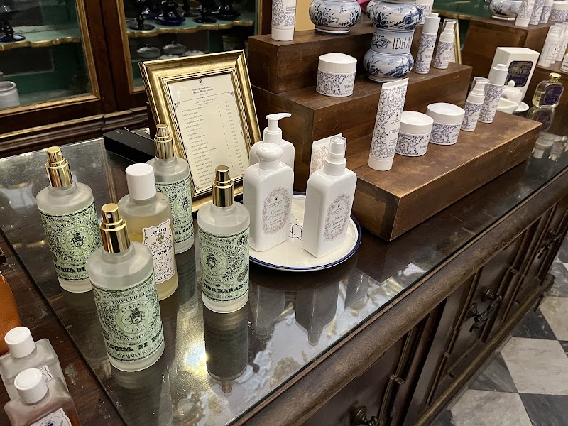 Officina Profumo - Farmaceutica di Santa Maria Novella - Officina Profumo - Farmaceutica di Santa Maria Novella Via della Scala, 16, 50123 Firenze FI, Italy