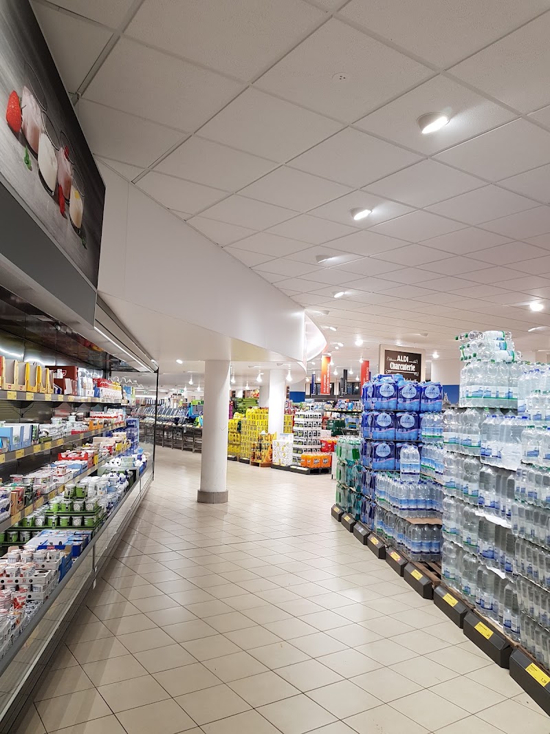 ALDI SUISSE - ALDI SUISSE, Zollstrasse 58, 8005 Zürich, Switzerland