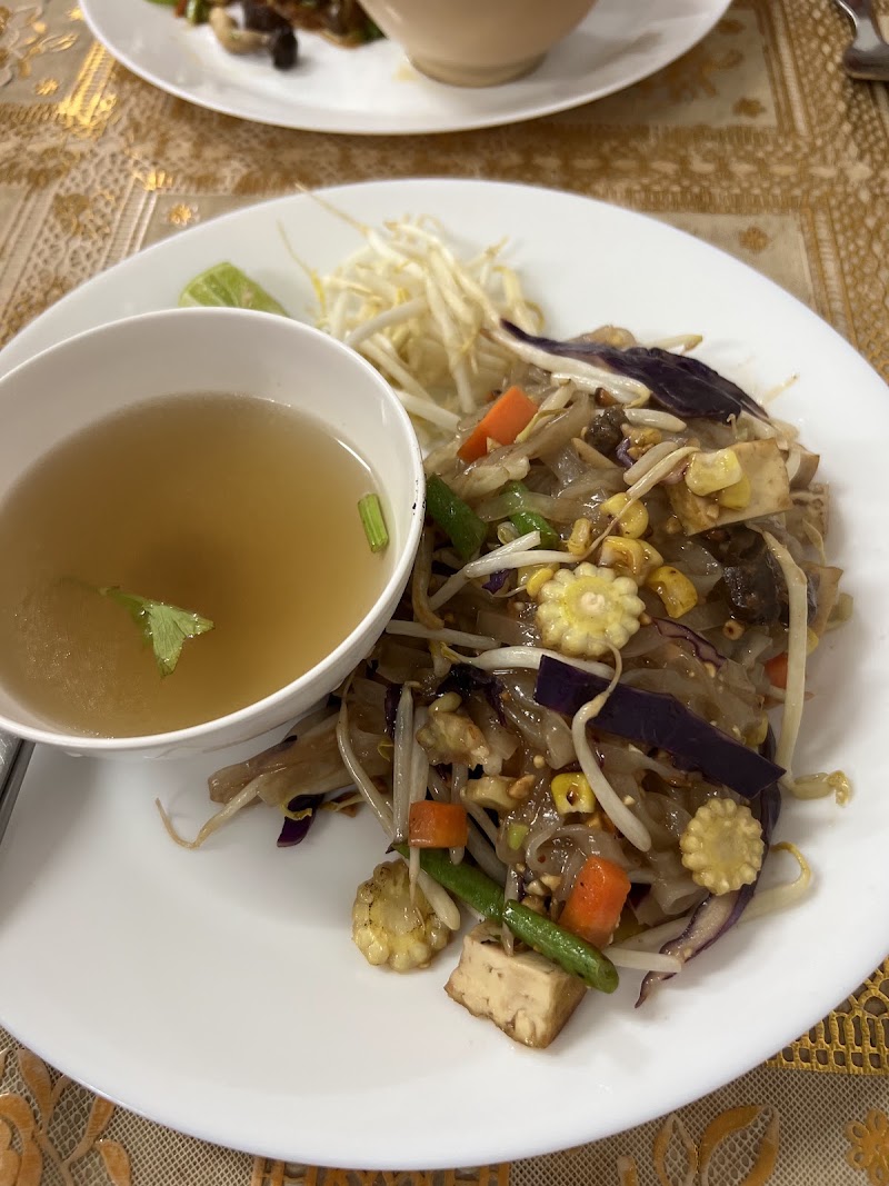 Eat Me Veggie & Vegan - Eat Me Veggie & Vegan 114, 2 Soi Pramot 2, Khwaeng Suriya Wong, Khet Bang Rak, Krung Thep Maha Nakhon 10500, Thailand