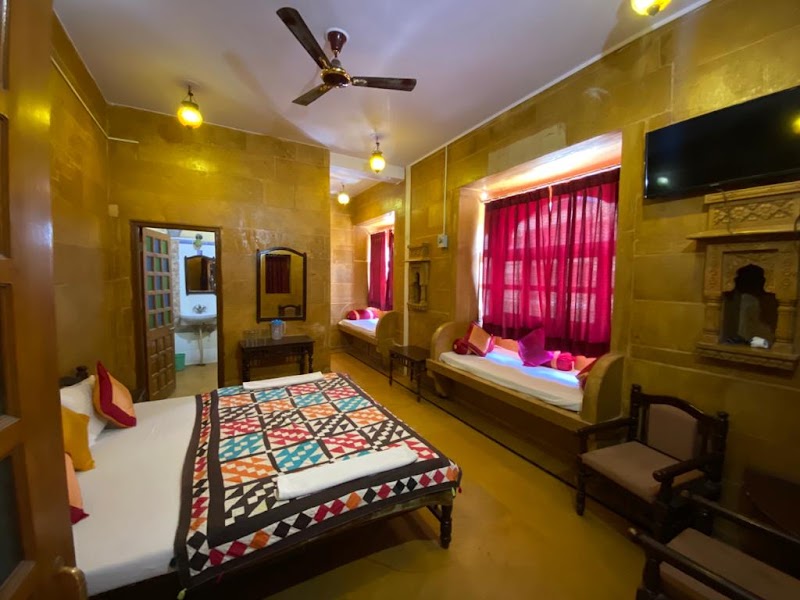 Hotel Gorakh Haveli - Hotel Gorakh Haveli, near Fort First Gate, Dhibba Para, Amar Sagar Pol, Jaisalmer, Rajasthan 345001, India