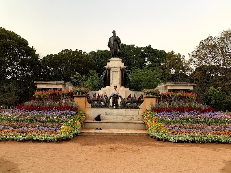J.N.Tata Statue - J.N.Tata Statue IISC Main Building, Amra Marg, Mathikere, Bengaluru, Karnataka 560012, India