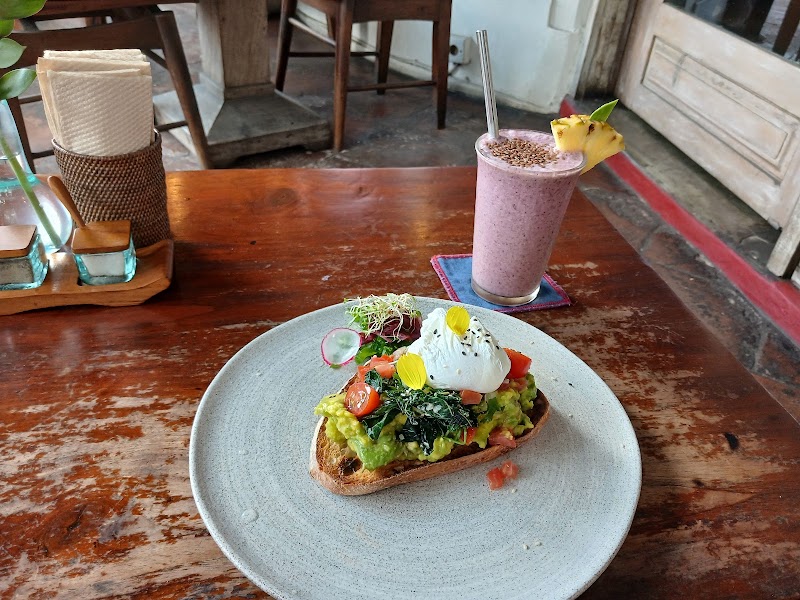 KAFE - KAFE, Jl. Hanoman No.44B, Ubud, Kecamatan Ubud, Kabupaten Gianyar, Bali 80571, Indonesia
