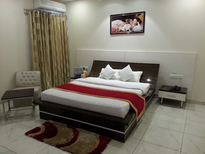Hotel Maharaja Palace