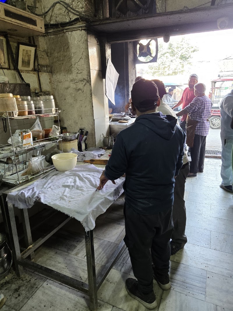 Pehalwan Kulcha - Pehalwan Kulcha Lakshmanser Rd, inside Chatiwind Gate Roundabout, near Isckon Temple, Nimak Mandi, Amritsar, Amritsar Cantt., Punjab 143006, India
