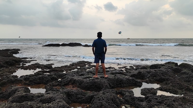 Anjuna Rock beach - Anjuna Rock beach, HPFR+2H5, Monteiro Vaddo, Anjuna, Goa 403509, India