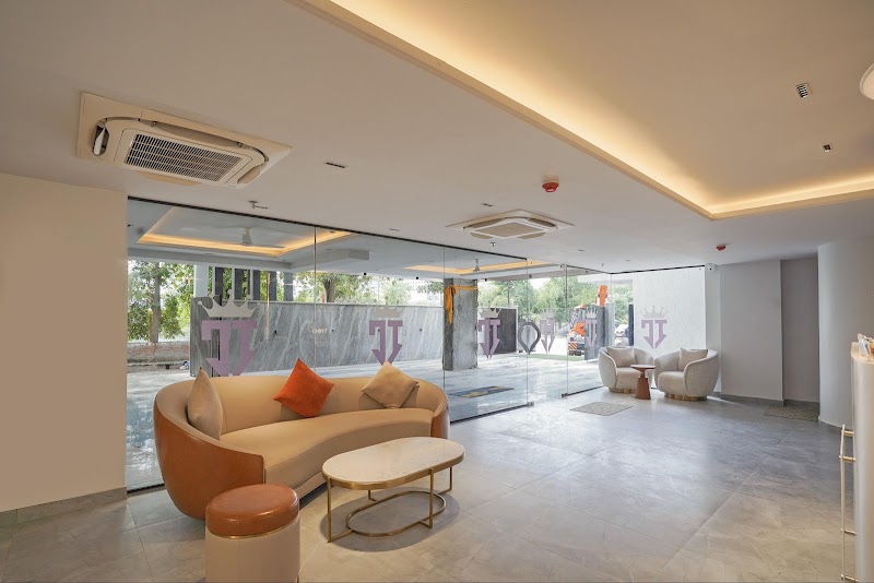 Treebo Premium Indus Crown - Treebo Premium Indus Crown A8, Block A, Sector 72, Noida, Uttar Pradesh 201301, India