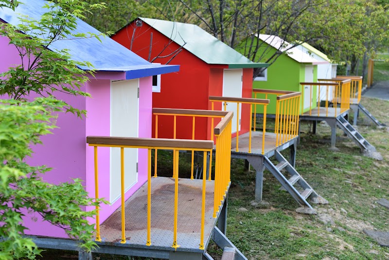 Wuling Farm Campground - Wuling Farm Campground No. 3-1, 武陵路和平區臺中市 Taiwan 424