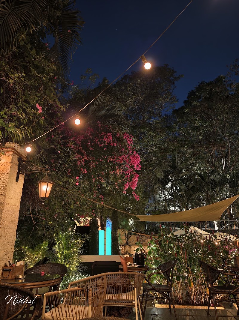 Lé Vantage Café Bar - Lé Vantage Café Bar 195/A, Rd Number 13, Jubilee Hills, Hyderabad, Telangana 500033, India