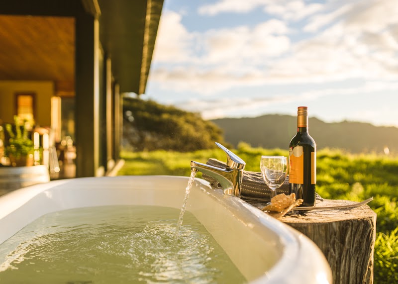Golden Bay Hideaway: Eco-accommodation at the northern end of the Abel Tasman Coast Track. Book direct and pay 25% less. - Golden Bay Hideaway: Eco-accommodation at the northern end of the Abel Tasman Coast Track. Book direct and pay 25% less. 220 McShane Rd Wainui Bay, Tākaka 7183, New Zealand