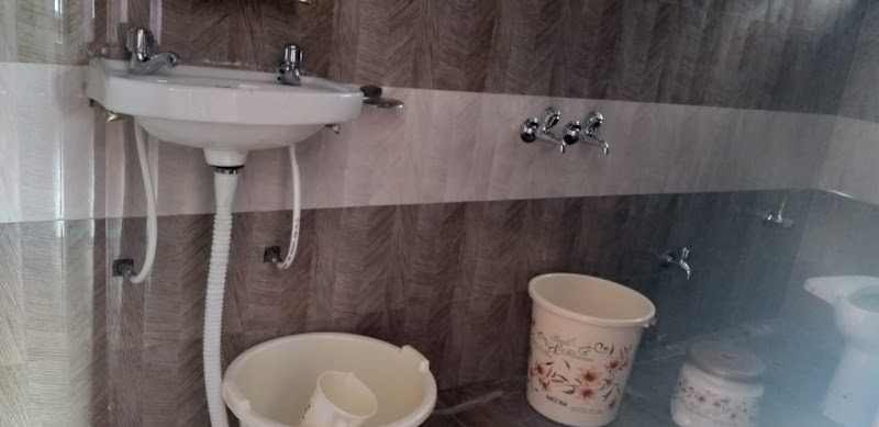 Travellers HomeStay Chhitkul - Travellers HomeStay Chhitkul near Bus Stand, Chitkul, Himachal Pradesh 172106, India