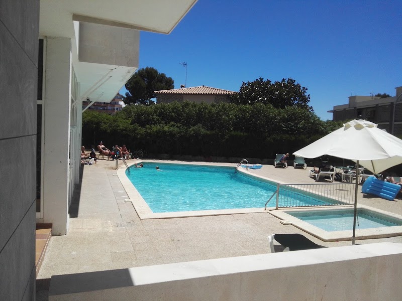 Martha´s Apartamentos - Martha´s Apartamentos Carrer Jardiel Poncela, 1, 07181 Palmanova, Illes Balears, Spain