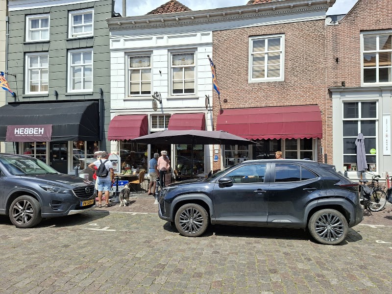 Lunchroom Den Contente Mensch - Lunchroom Den Contente Mensch Botermarkt 15, 5256 AV Heusden, Netherlands