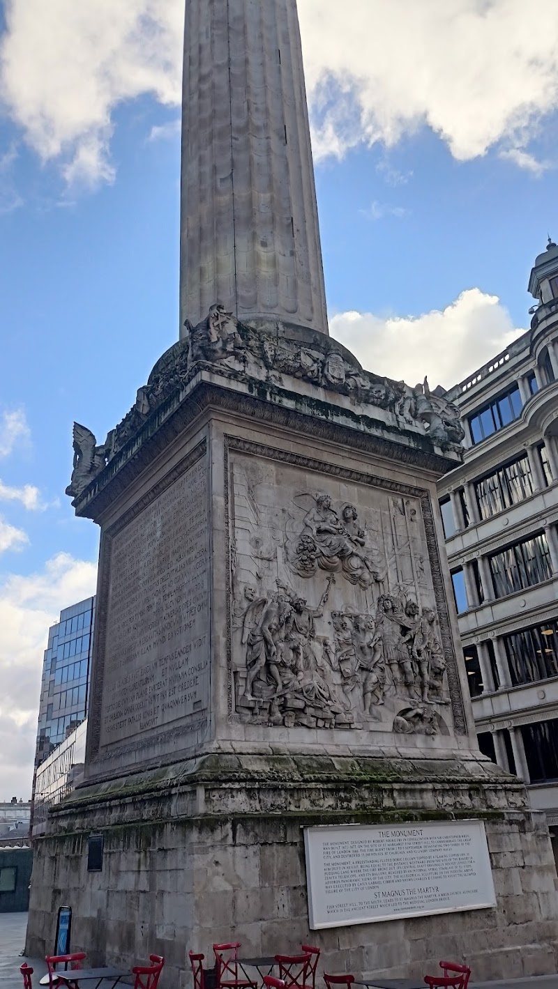 Monument to the Great Fire of London - Monument to the Great Fire of London Fish St Hill, London EC3R 8AH, UK