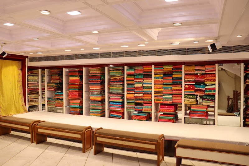 Roop Laxmi - Roop Laxmi 181, Johari Bazar Rd, Bapu Bazar, Pink City, Jaipur, Jaipur Nagar Nigam Area, Rajasthan 302003, India