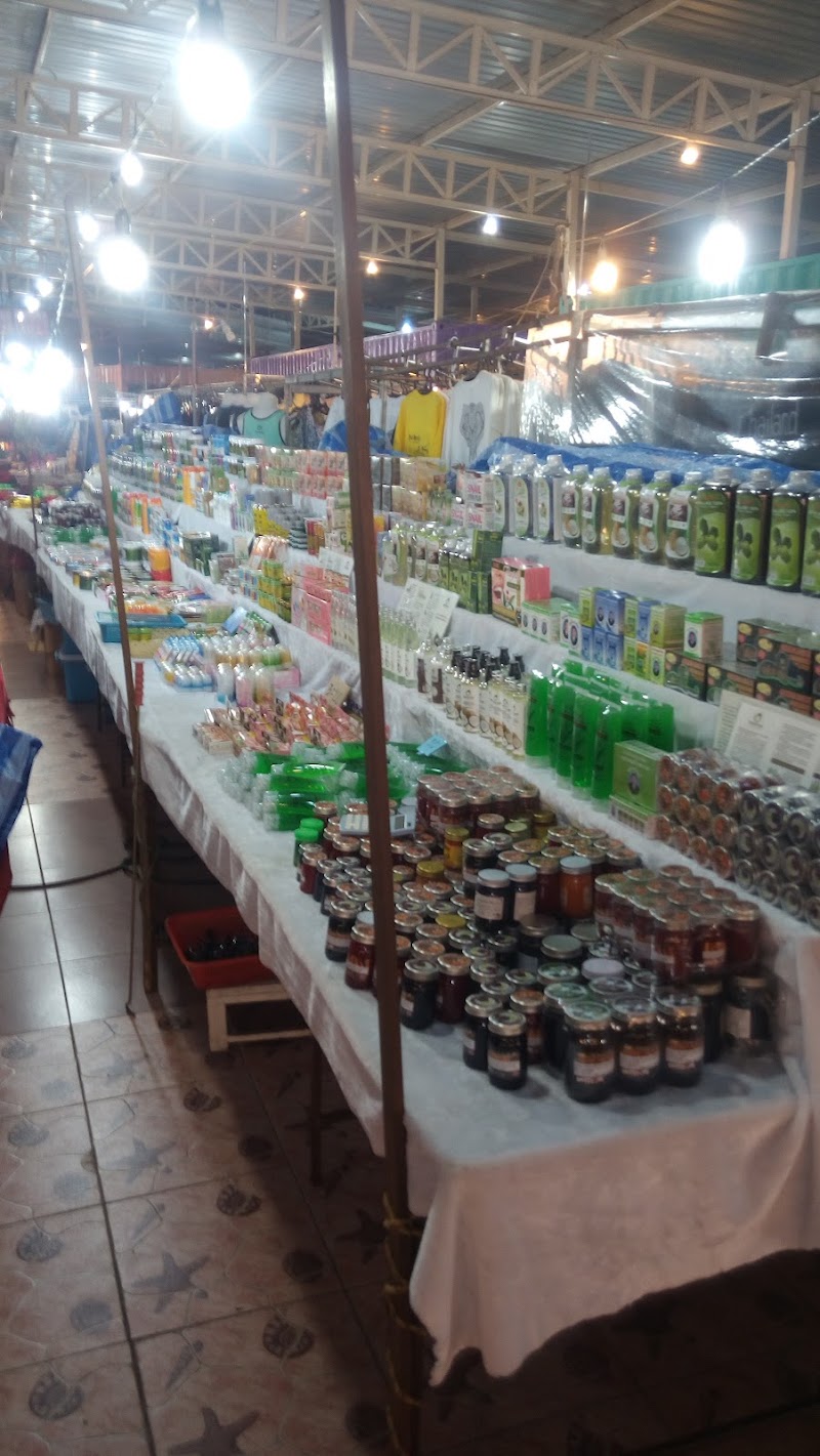 Ночной рынок - Ночной рынок 32/3 Thanon Prachanukhro, Tambon Patong, Amphoe Kathu, Chang Wat Phuket 83150, Thailand