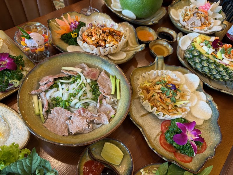 A Taste Of Saigon - Ben Thanh - Vietnamese Cuisine & Vegetarian Food - A Taste Of Saigon - Ben Thanh - Vietnamese Cuisine & Vegetarian Food 128 Lý Tự Trọng, Bến Thành, Hồ Chí Minh 700000, Vietnam