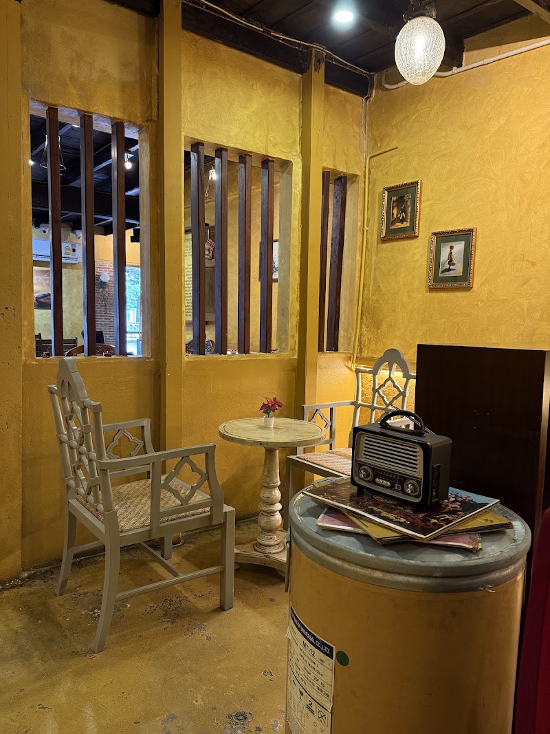 Yesterday's Tea Rooms - Yesterday's Tea Rooms, 518/9 ปากซอยสะพานยาว Song Wat Rd, Khwaeng Chakkrawat, Khet Samphanthawong, Krung Thep Maha Nakhon 10100, Thailand