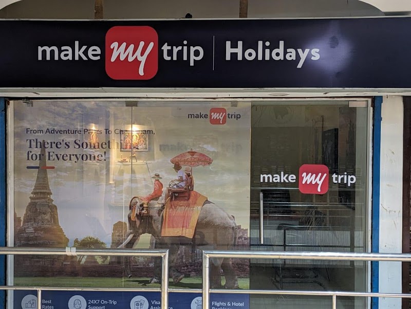 MakeMyTrip Holidays Store - JN Street - MakeMyTrip Holidays Store - JN Street Shop No F32, 1st Floor, No 100, Jawaharlal Nehru St, Heritage Town, Puducherry, 605001, India