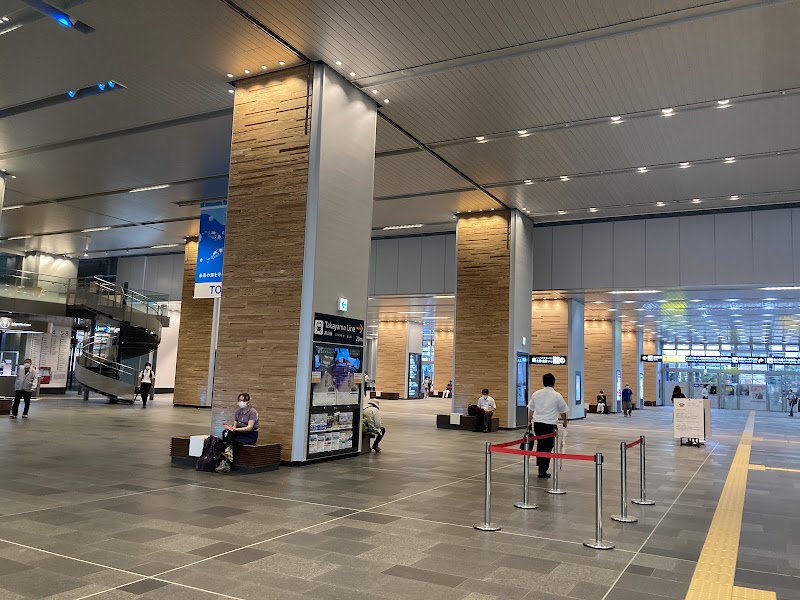 TOYAMA STATION - TOYAMA STATION, 1-225 Meirinchō, Toyama, 930-0001, Japan