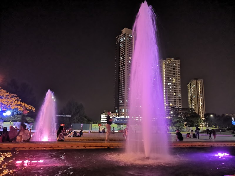 Laman Mahkota Istana Bukit Serene - Laman Mahkota Istana Bukit Serene Jalan Kolam Air, Bukit Serene, 80200 Johor Bahru, Johor Darul Ta'zim, Malaysia